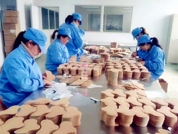膏藥貼牌是什么意思？委托膏藥代加工的優(yōu)勢是什么？